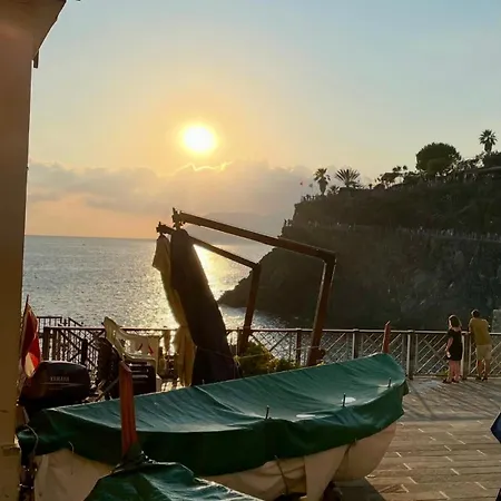 Salty Dreams Πανσιόν Μαναρόλα