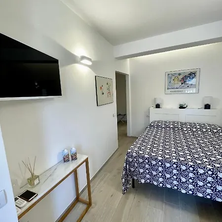 Salty Dreams Guest house *